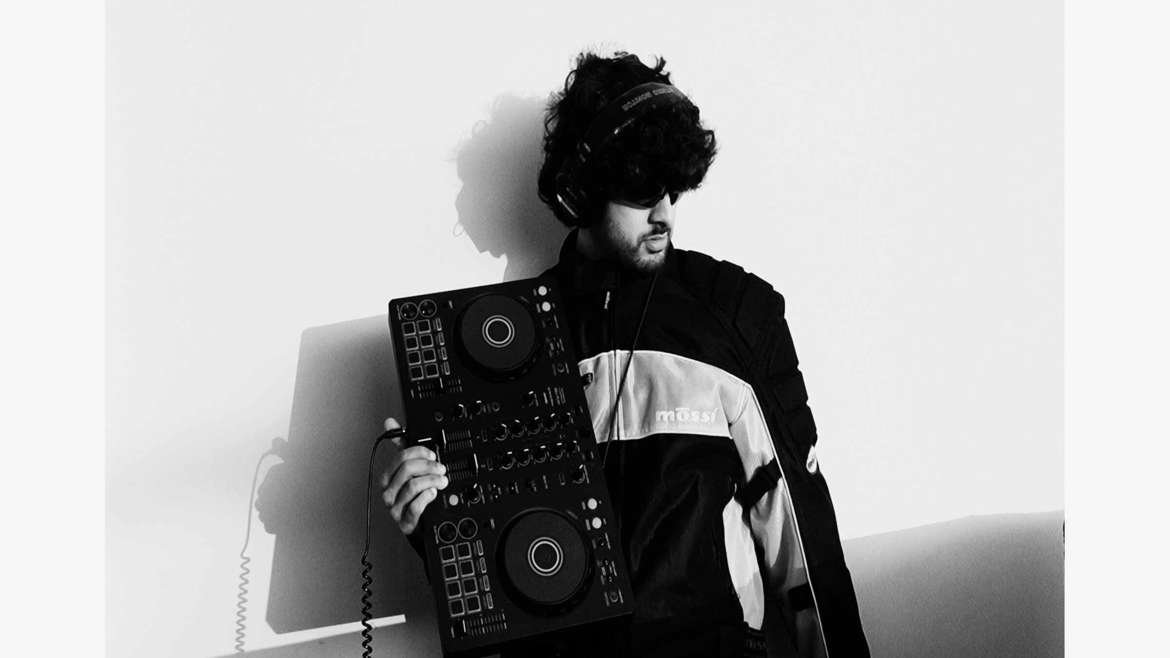 ZAIN DJing
